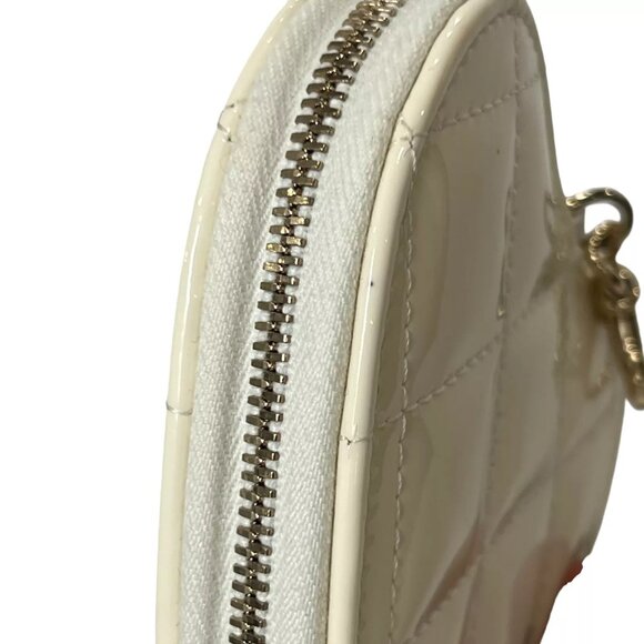 CHANEL 23S Ivory Patent Leather Heart Charm Zip Small Coin Pouch AS IS - Picture 4 of 15